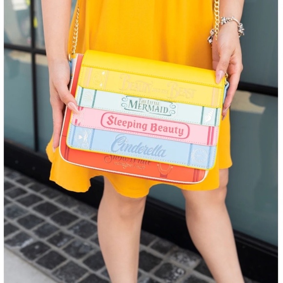 Disney Princess Loungefly Classic Fairytale Books Gold Chain Crossbody Bag NEW - Picture 7 of 12